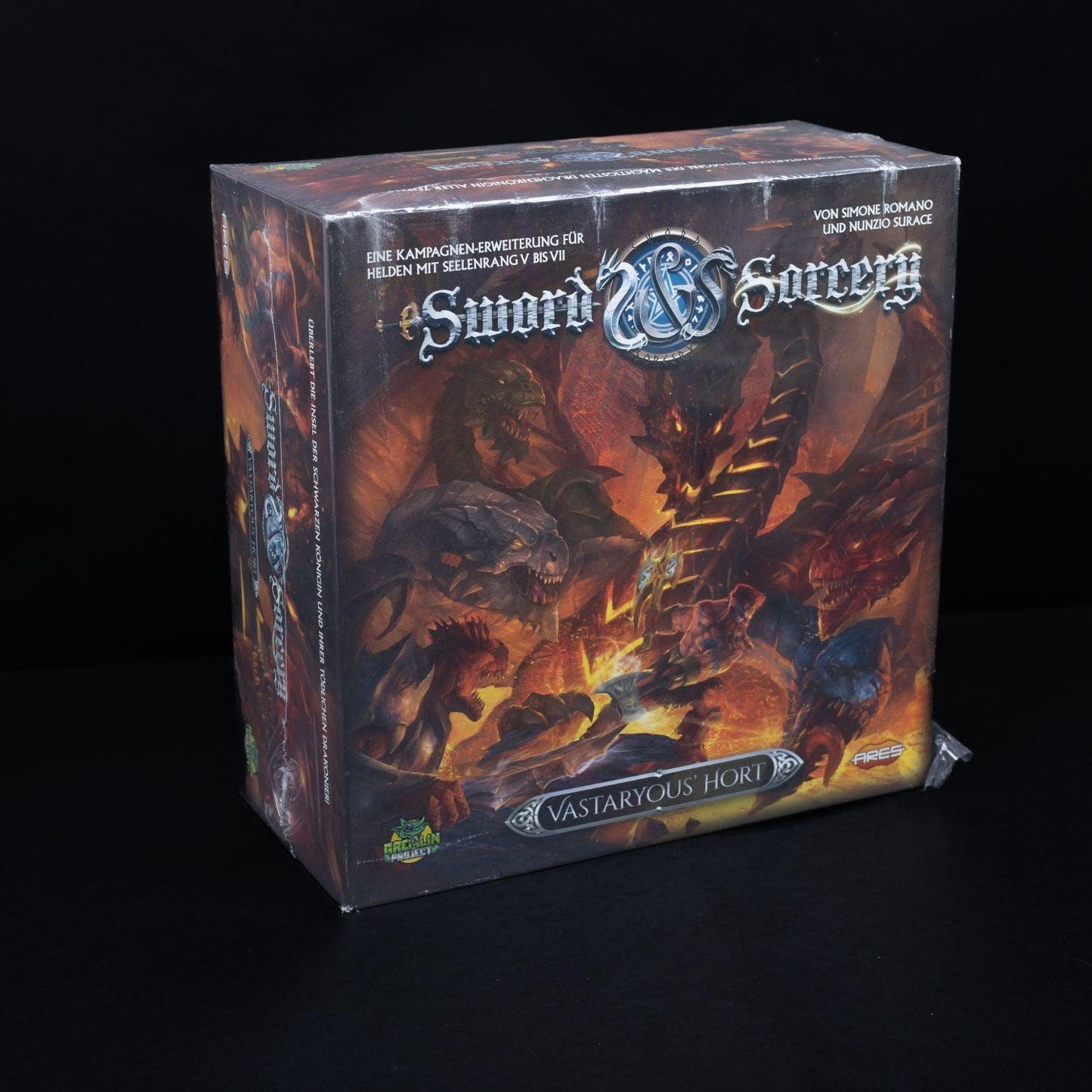 Sword & Sorcery - Brettspiel - Erweiterung Vastaryous Hort - Sealed - OVP