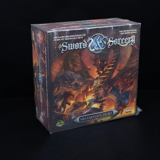 Sword & Sorcery - Brettspiel - Erweiterung Vastaryous Hort - Sealed - OVP