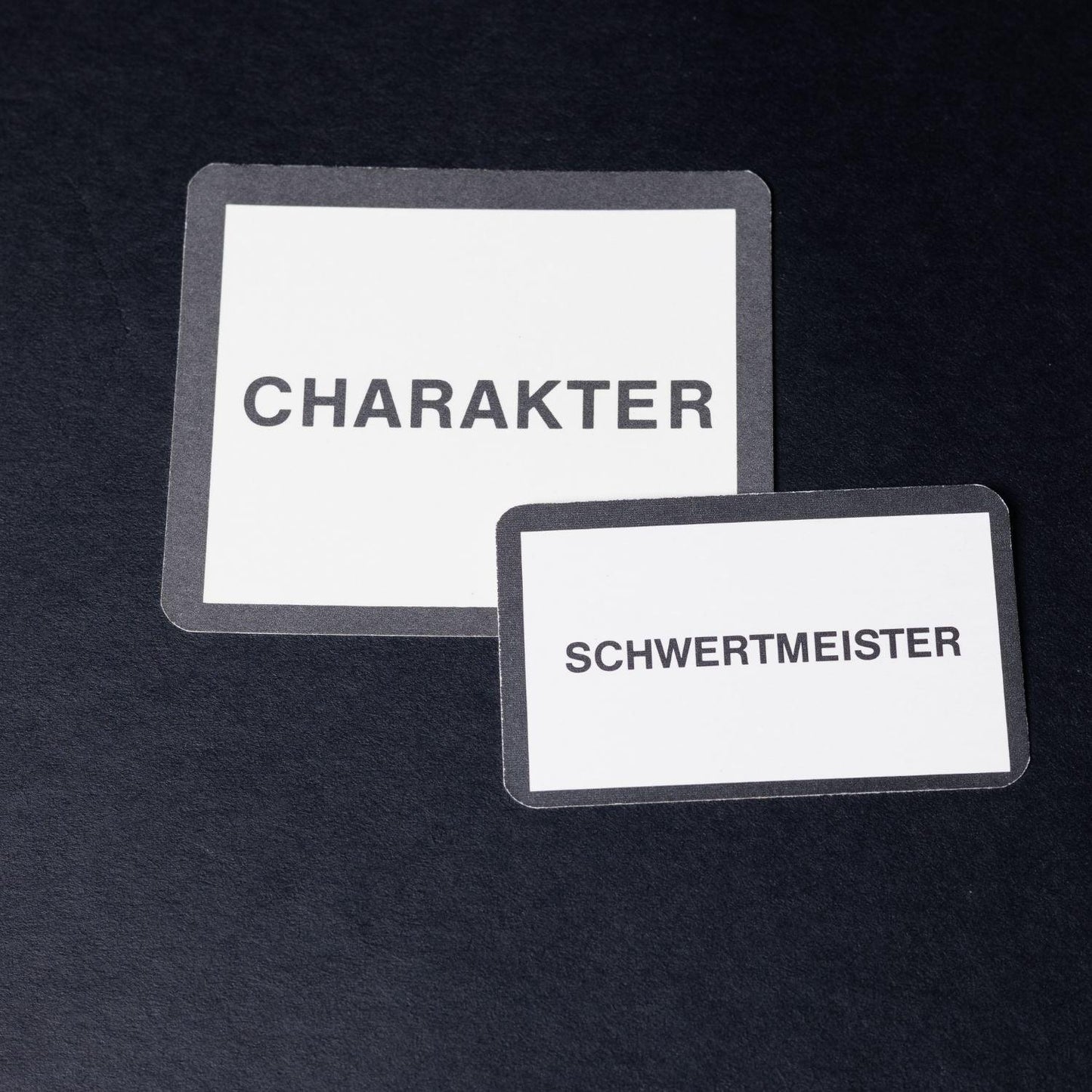 talisman-ersatz-karten-charakter-und-spielfigur-schwertmeister-deutsch-2 - Utopia Collectibles