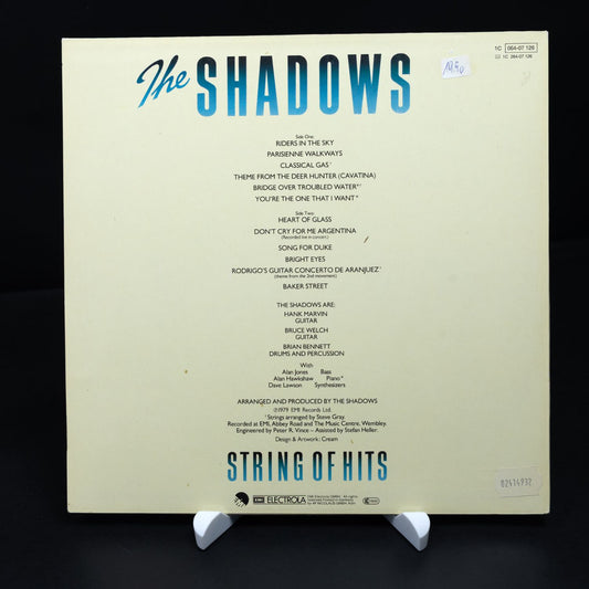 The Shadows - String Of Hits - Vinyl LP Schallplatte - Rock - NM / VG+