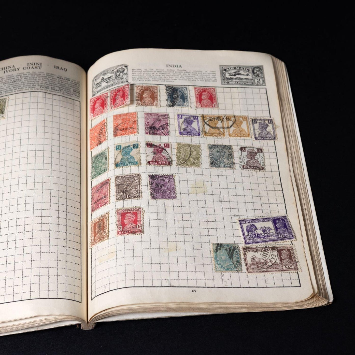 The Wanderer Album - Vintage Briefmarken Sammlung nach Land - teilweise befüllt