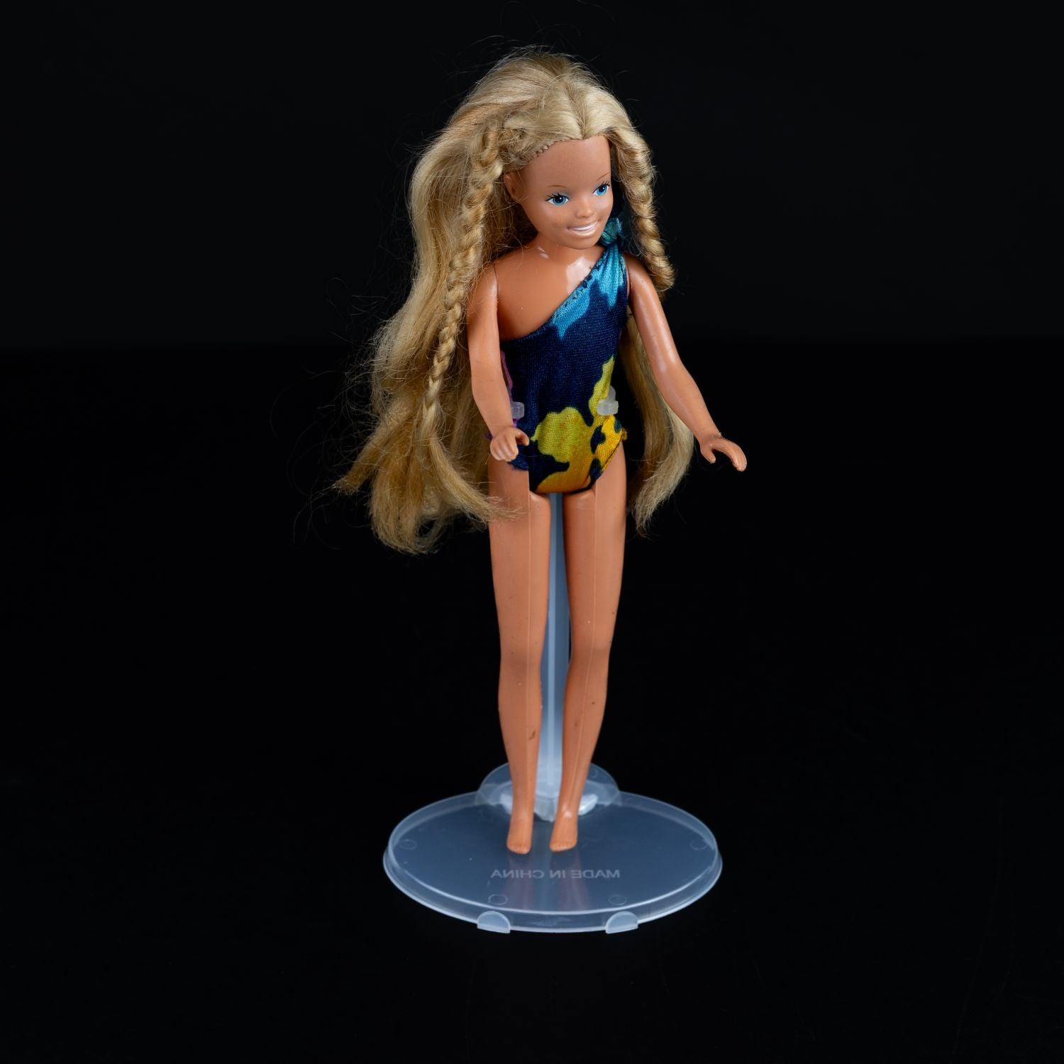 tropical-barbie-and-friends-skipper-modell-1021-aus-1985-gebraucht-1 - Utopia Collectibles