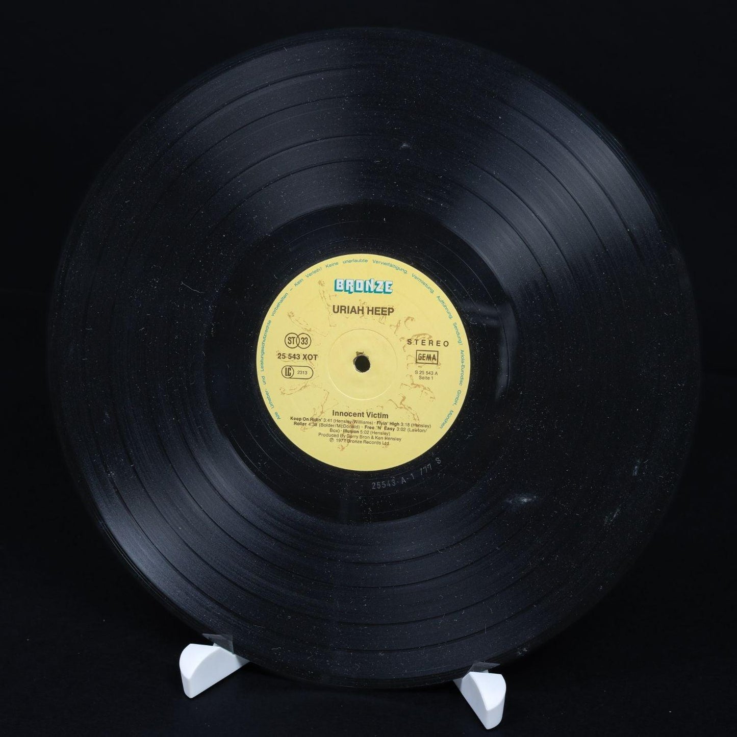 uriah-heep-innocent-victim-vinyl-lp-12-schallplatte-vg-vg-4 - Utopia Collectibles