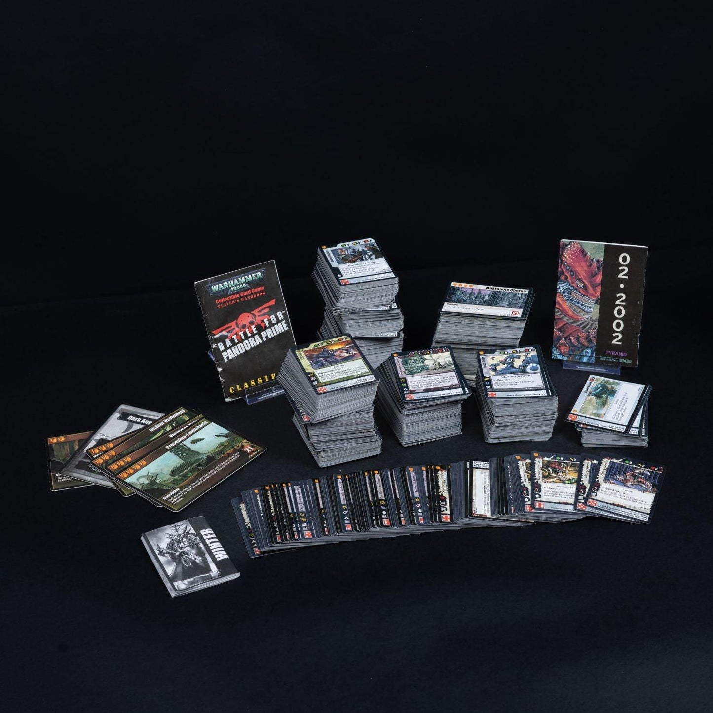 Warhammer 40k - CCG Konvolut - ca. 1300 Karten + Handbücher + Oversized Cards