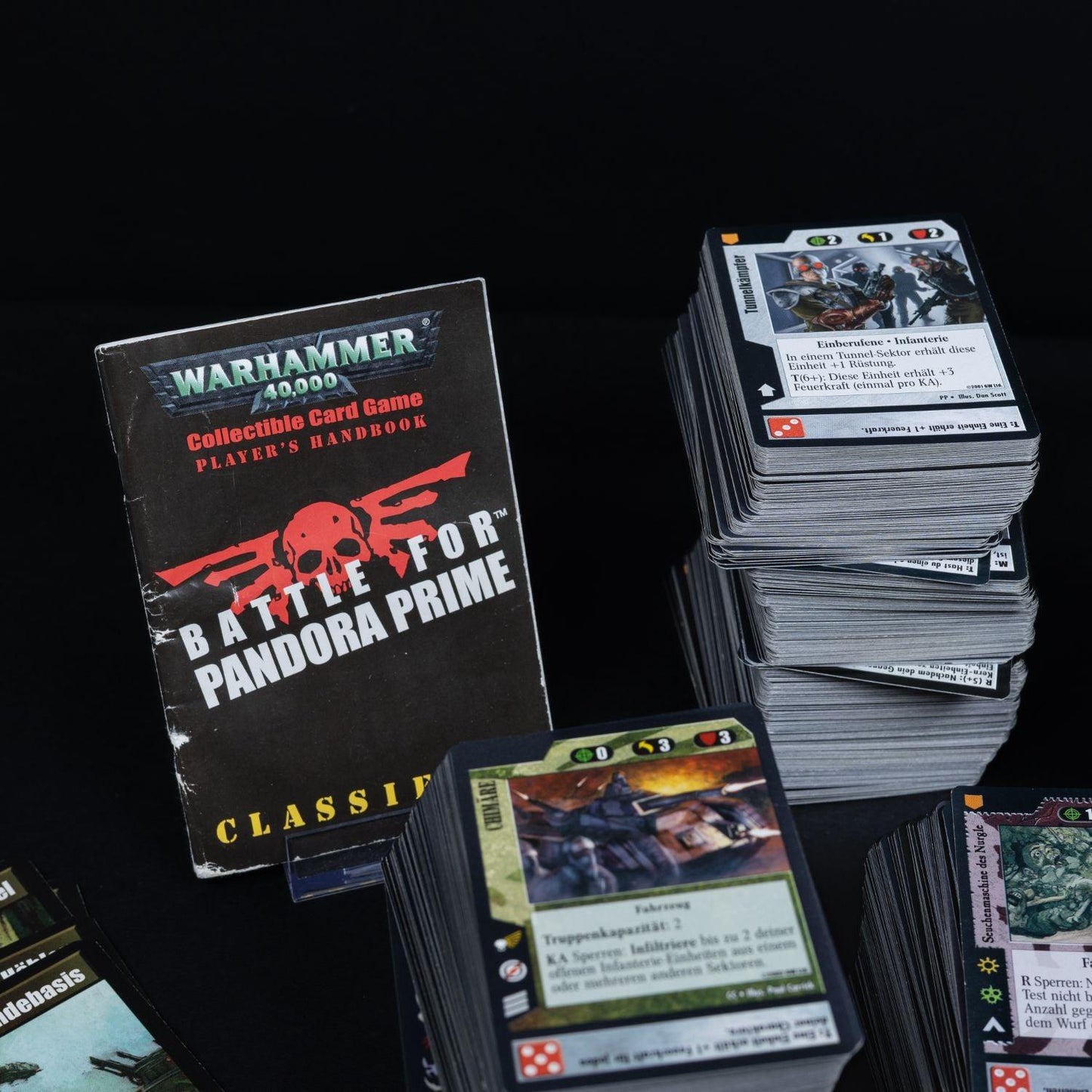 Warhammer 40k - CCG Konvolut - ca. 1300 Karten + Handbücher + Oversized Cards