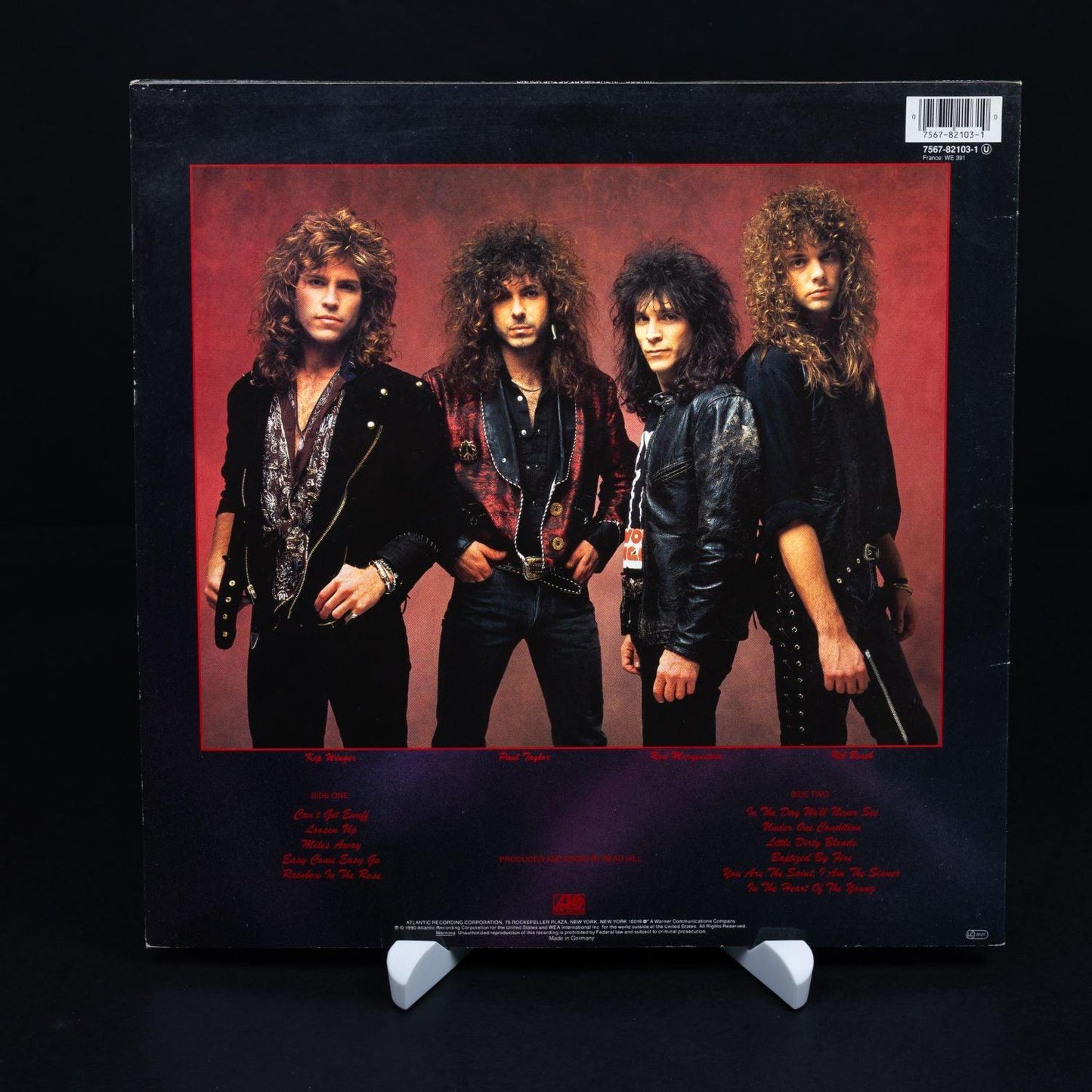 winger-in-the-heart-of-the-young-vinyl-lp-12-schallplatte-vg-vg-2 - Utopia Collectibles