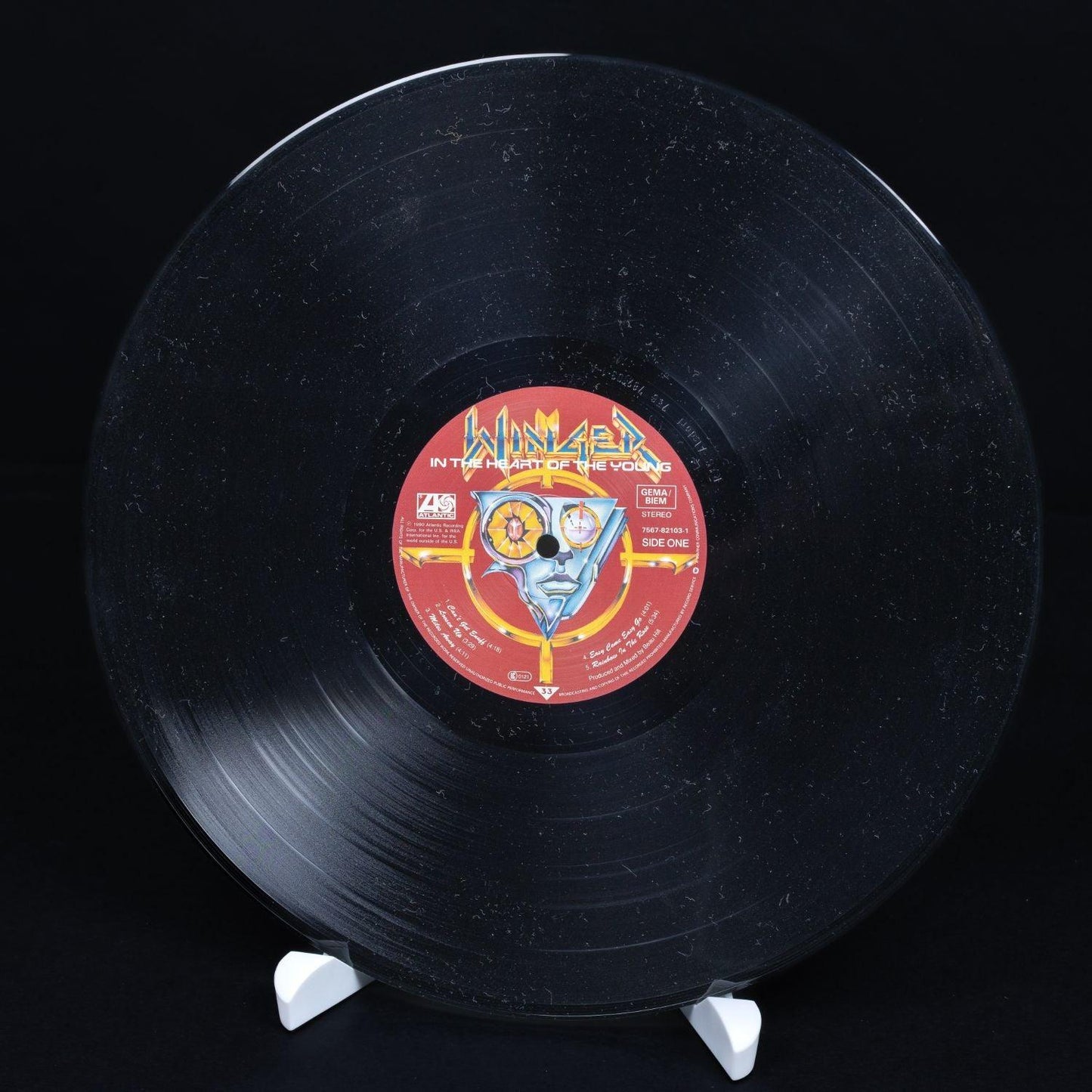 winger-in-the-heart-of-the-young-vinyl-lp-12-schallplatte-vg-vg-5 - Utopia Collectibles
