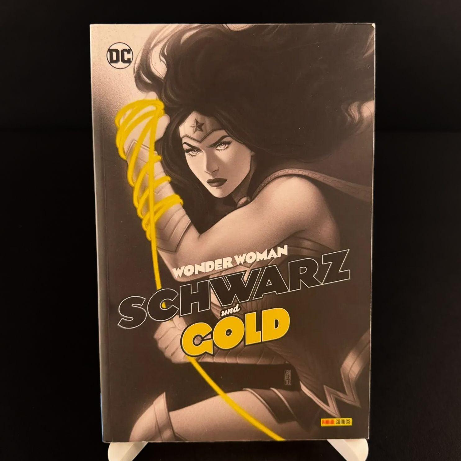 wonder-woman-schwarz-gold-dc-comics-panini-sammelband-1-6-deutsch-1 - Utopia Collectibles