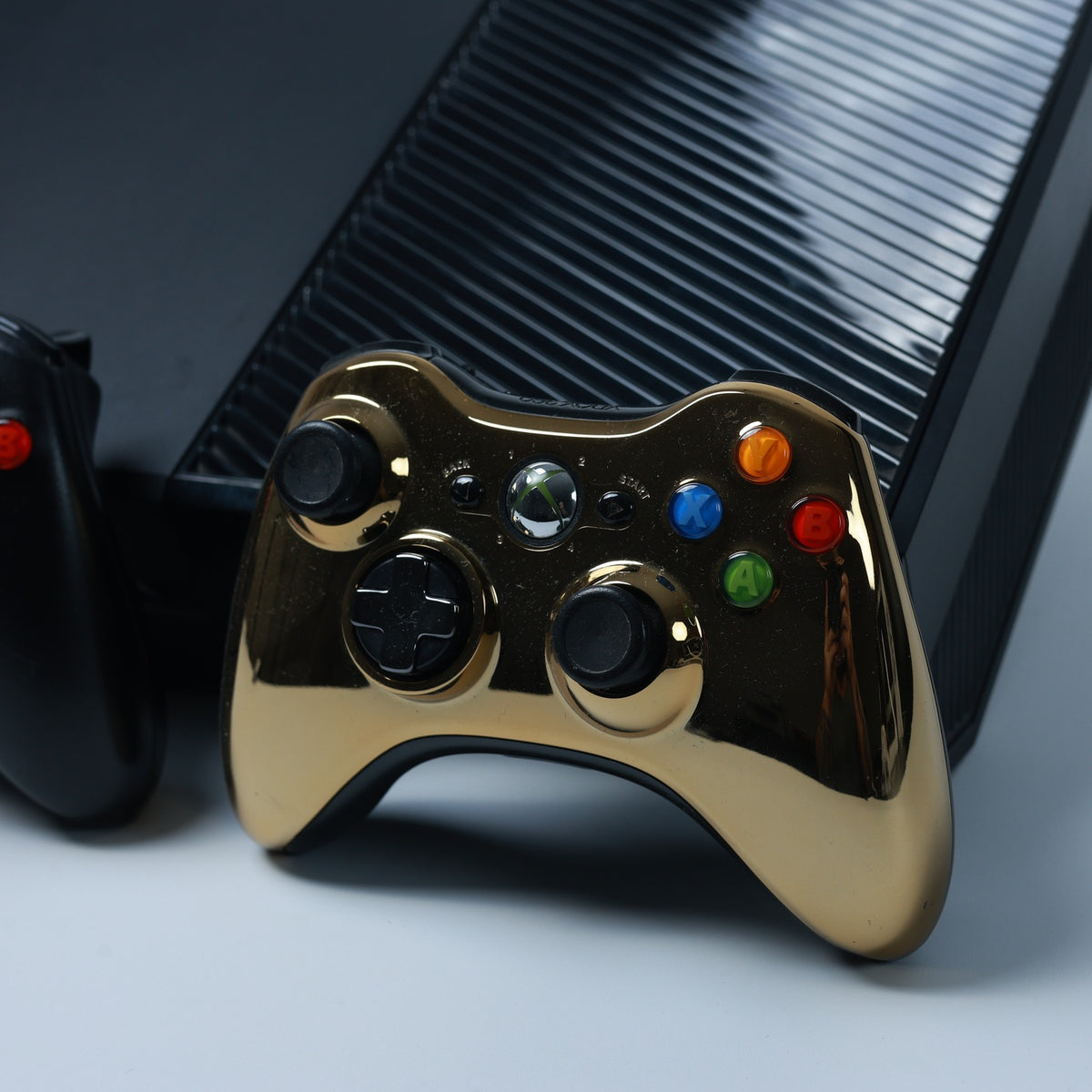 XBOX ONE Konsole - 500 GB - Model 1540 - mit 2x Controller - Zustand Gut